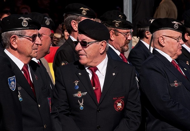 imagen de escolta al cristo de los gitanos 2