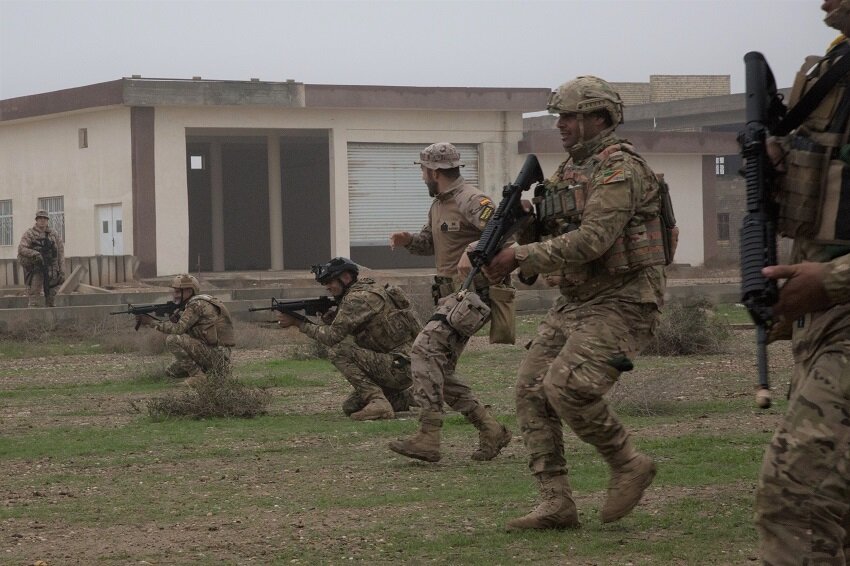 ENTRENAMIENTO MILITARES EN LA MISION APOYO A IRAK II -  IRAK