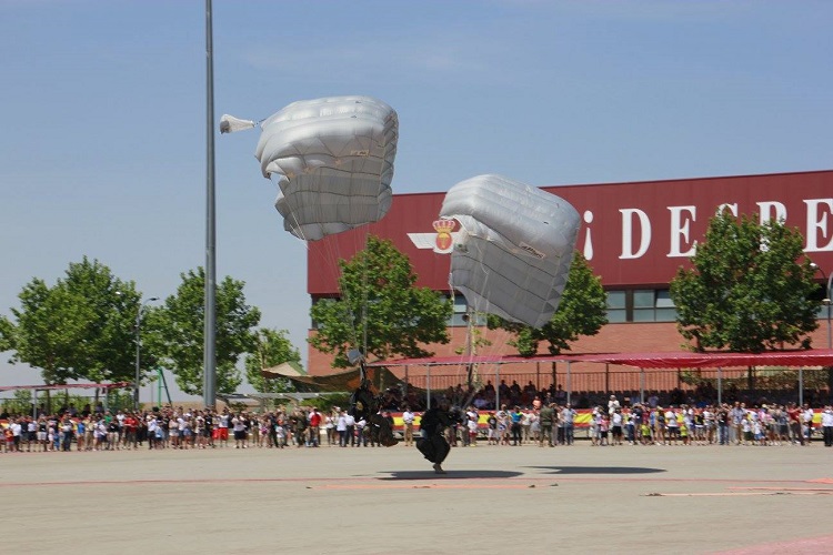 12ª Imagen de la Asociacion de Veteranos Paracaidistas en MADRID ASVEPA MADRID