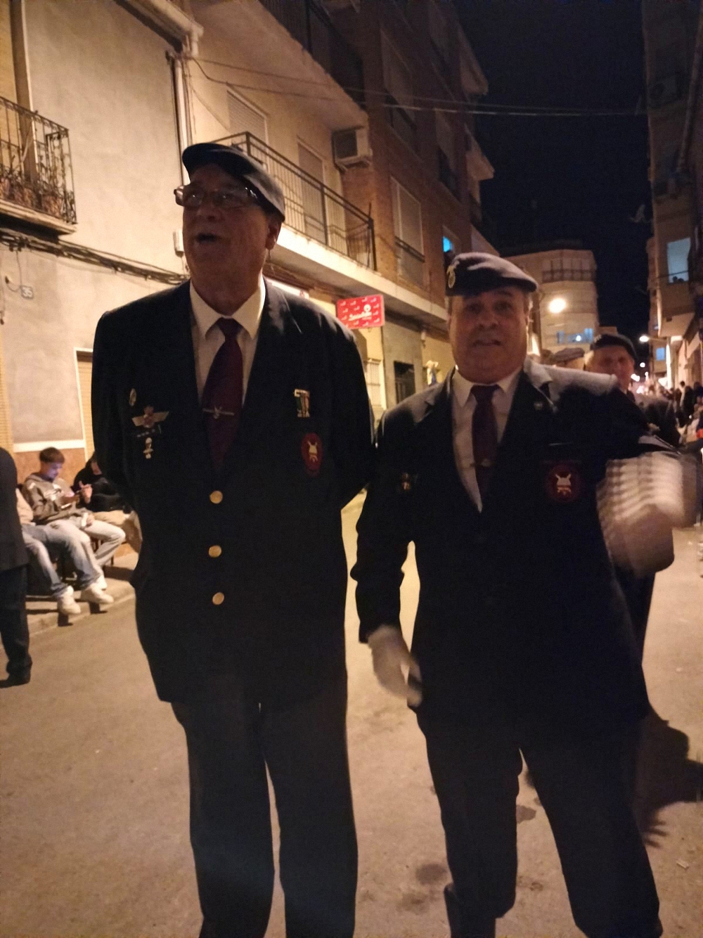 ESCOLTADO-EN-LA-PROCESION-DEL-SANTO-ENTIERRO-NOVELDA-10