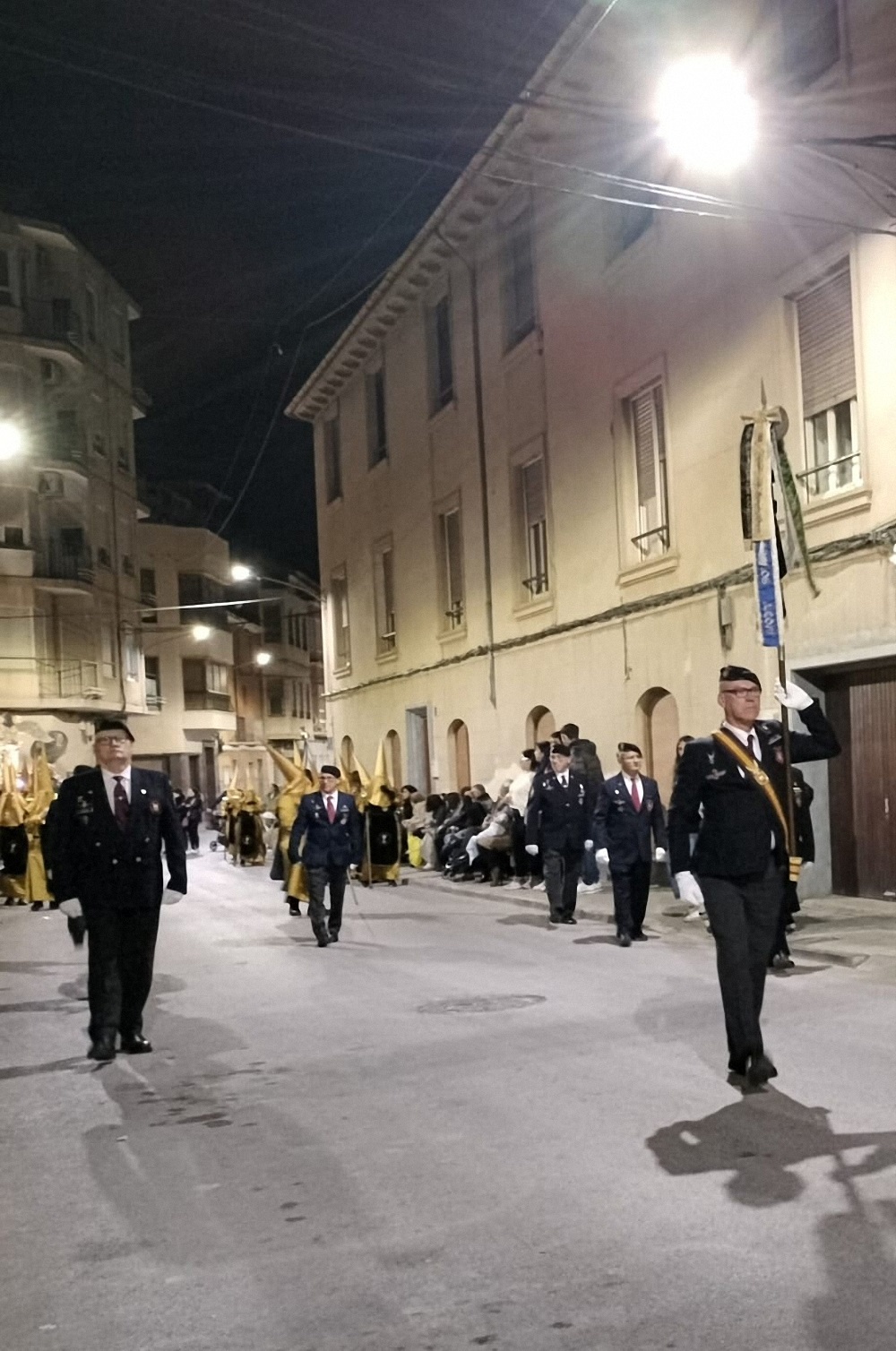 ESCOLTADO-EN-LA-PROCESION-DEL-SANTO-ENTIERRO-NOVELDA-14