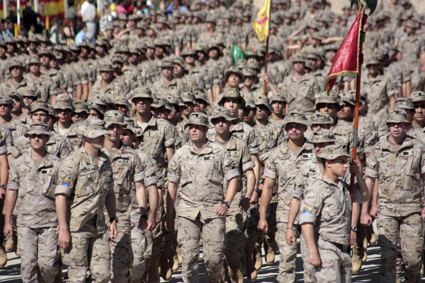 DESEMBARCO DE TROPAS DESDE UN HELICOPTERO CHINOOK EN LA OPERACION ASPFOR XIV -  AFGANISTAN