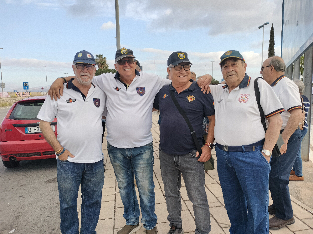 imagen de cuatro asociados en la visita a caravaca de la cruz