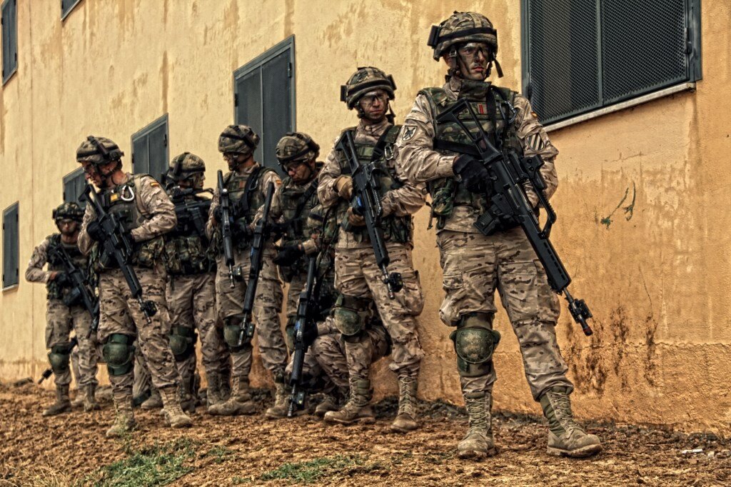 IMAGEN GRUPO DE SOLDADOS EN LA OPERACION ASPFOR XXI - AFGANISTAN